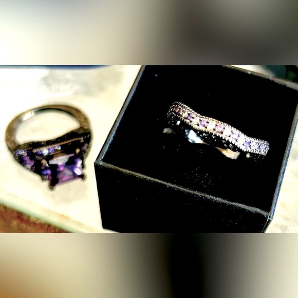Beautiful Amethyst & White Sapphire Ring Set, Size 8. Discounted shipping! - Picture 2 of 8